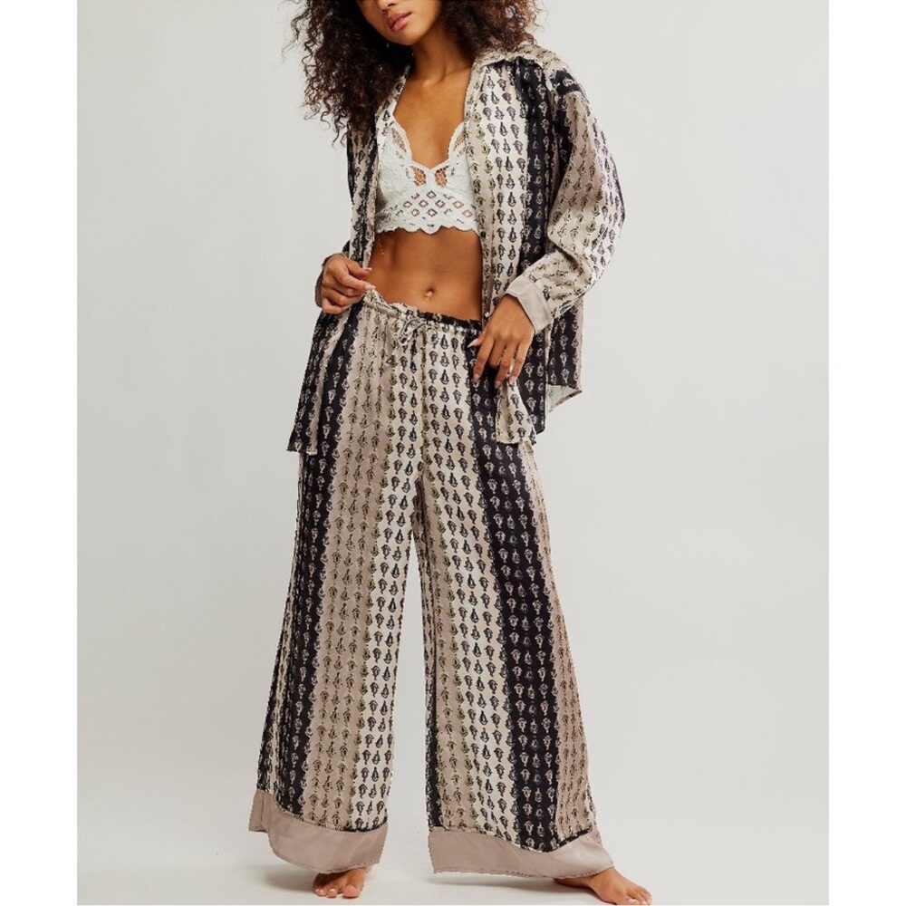 NWT FREE PEOPLE Neutral/Combo Dreamy Days 2 PC PJ Pant Set SZ: L